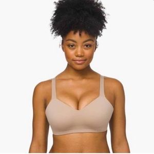 Lululemon hold true bra